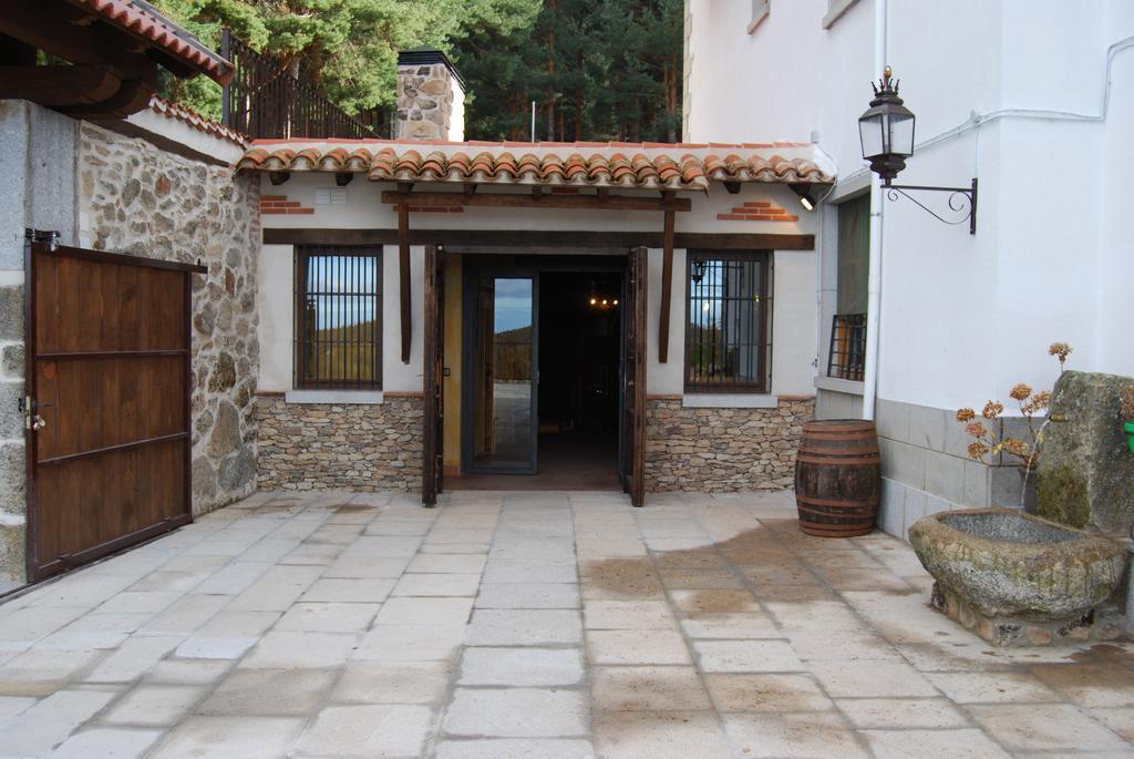 Hotel Cinco Castanos Candelario Exterior photo